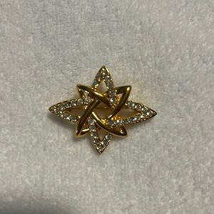 Vintage 1990s Monet Gold tone and rhinestone brooch. Excellent vintage condition